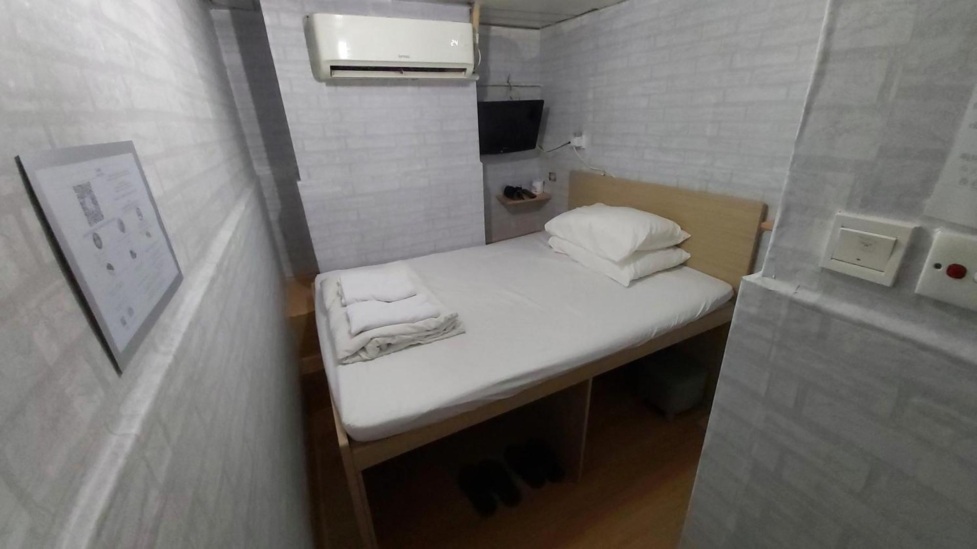 Cozy Inn Jordan Station Hong Kong Bagian luar foto