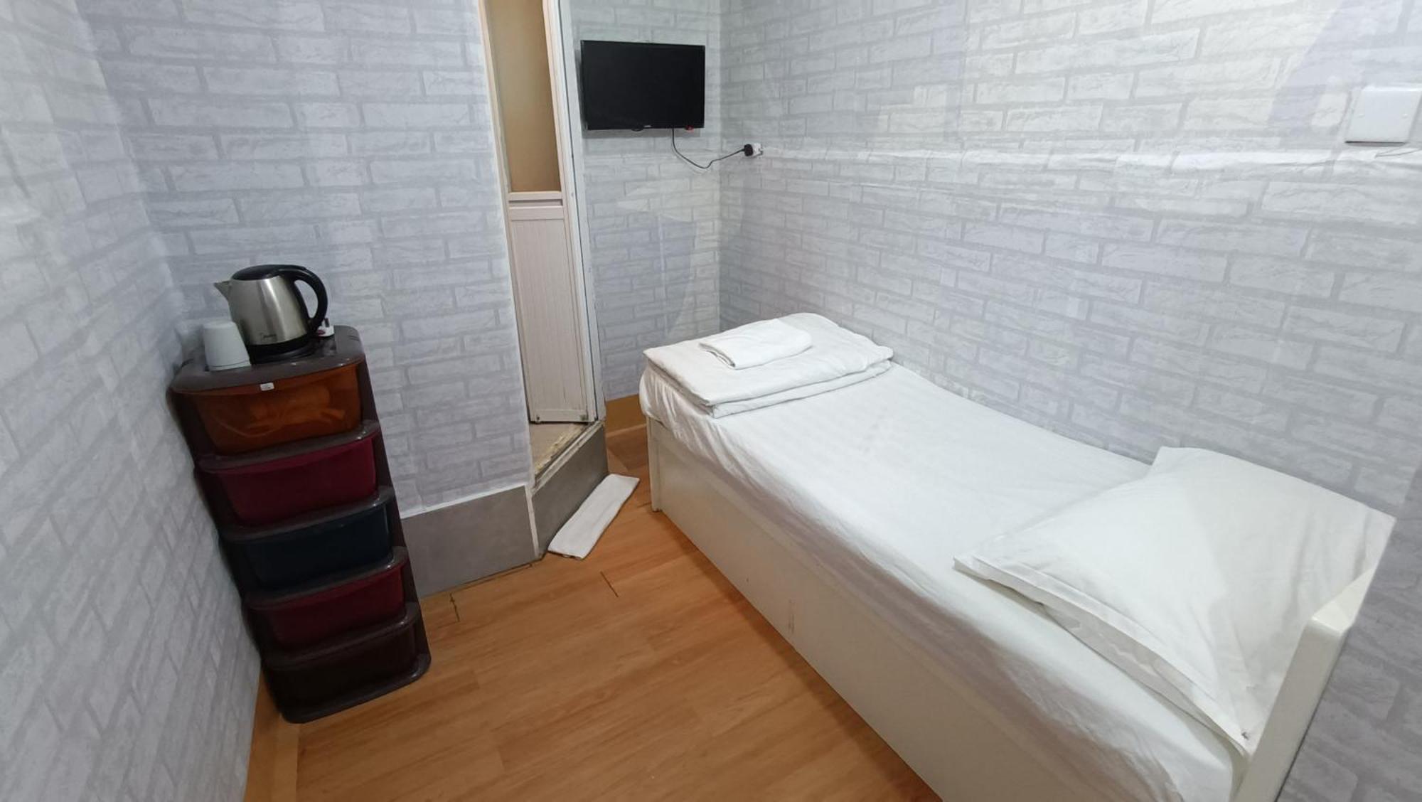 Cozy Inn Jordan Station Hong Kong Bagian luar foto