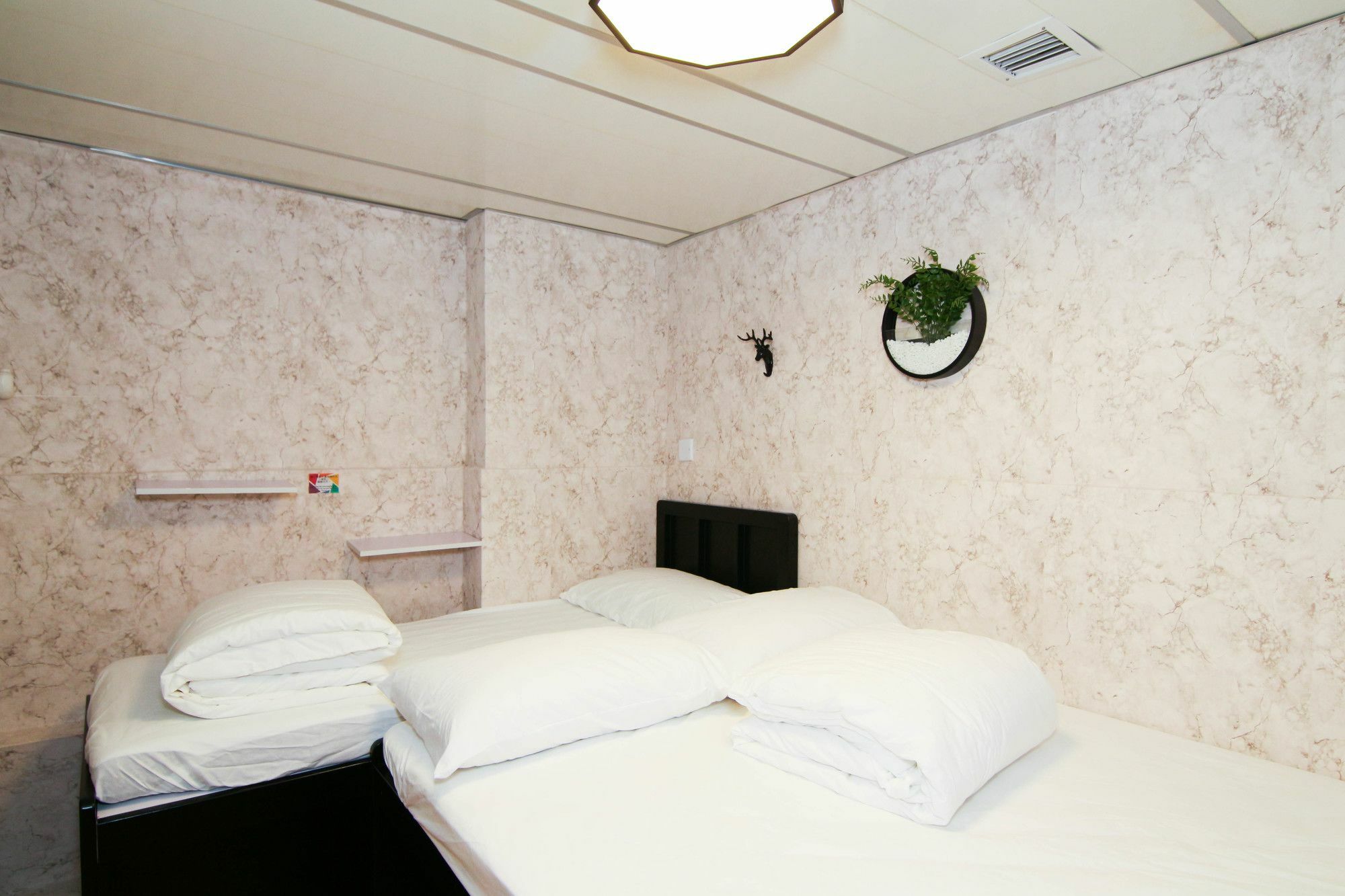 Cozy Inn Jordan Station Hong Kong Bagian luar foto